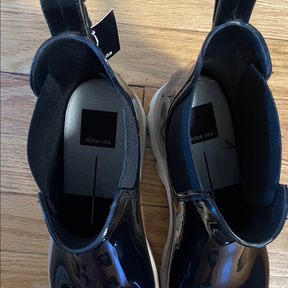 Dolce Vita Black Patent Chelsea Lug Ankle Boots with White Sole - Picture 7 of 9